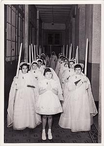 COMMUNIONS ORAN ECOLE ST MARIE DES CHAMPS 24 05 1955   (4)